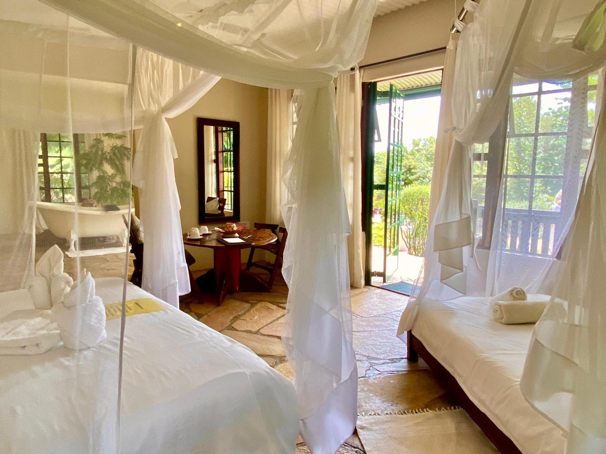 Tambuti Lodge Rundu Eksteriør bilde