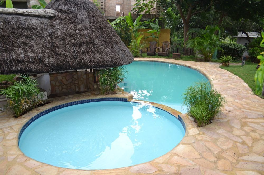 Tambuti Lodge Rundu Eksteriør bilde
