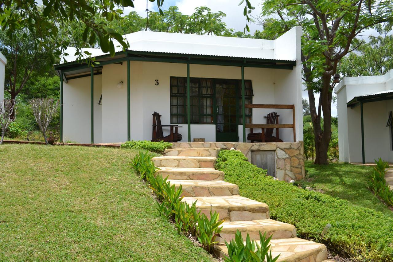Tambuti Lodge Rundu Eksteriør bilde