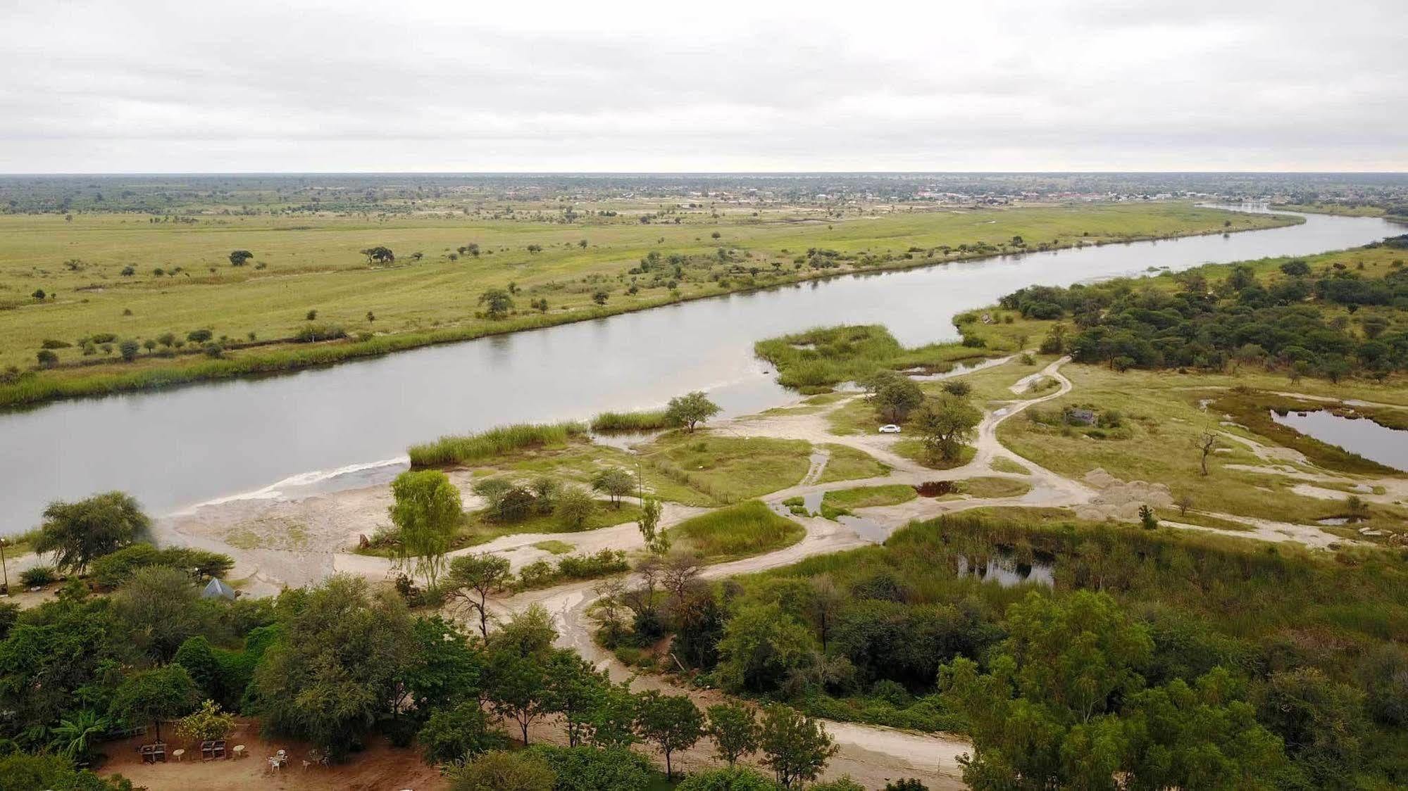 Tambuti Lodge Rundu Eksteriør bilde