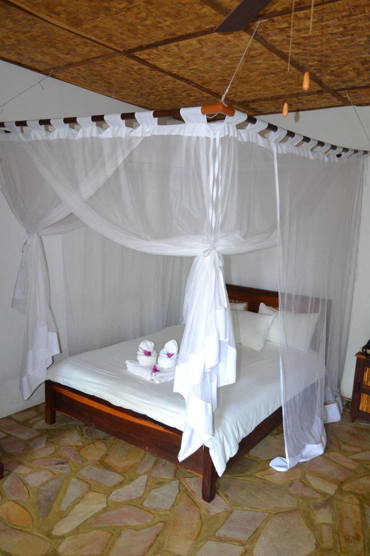 Tambuti Lodge Rundu Eksteriør bilde